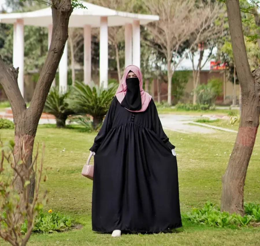 Beyond the Fabric: The Enduring Elegance of the Abaya